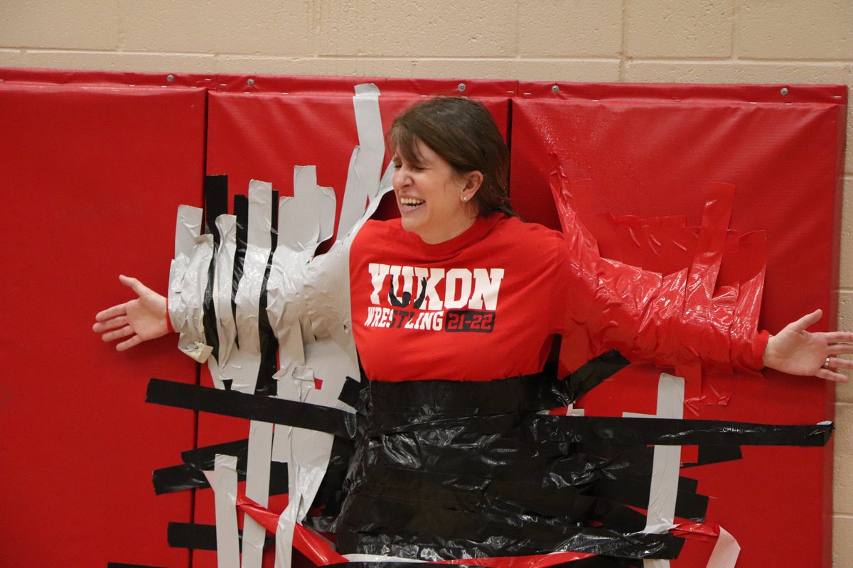 YukonDistrict's tweet photo. It is finally Mill Week in Yukon! M.I.L.L stands for Millers Improving Local Lives. This year, Mill Week will benefit @sooklahoma. Today, YHS got Mill Week started with their assembly! From dares to student performances, the Millers are ready to start Mill Week! #GoMillers https://t.co/S9FNOEuc2x