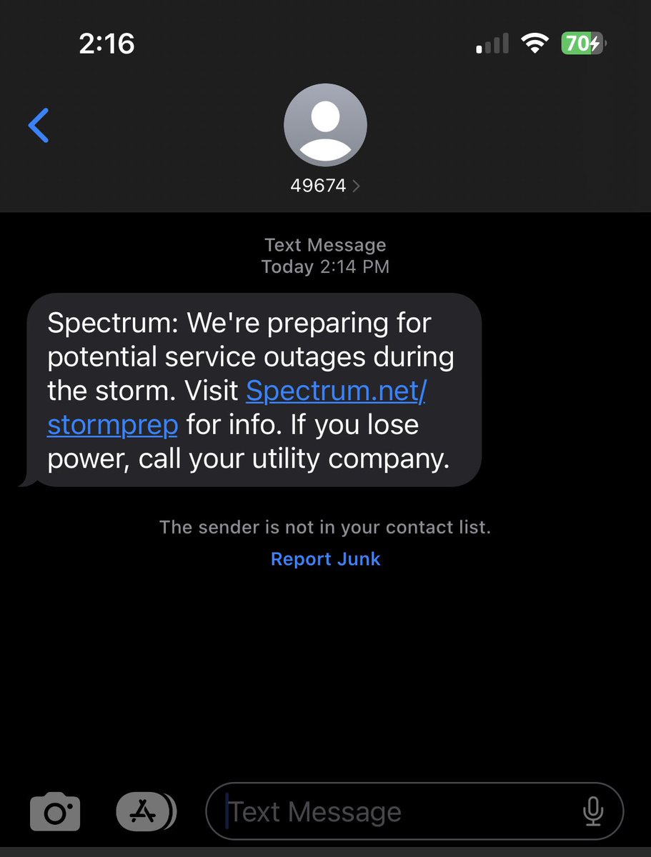 EJPosada's tweet photo. @GetSpectrum just texted me this. Uh. This helps after the storm how? Lol https://t.co/rEqShW1o17