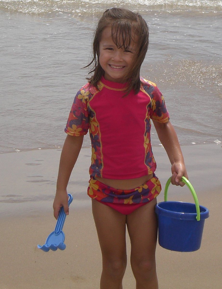 ⚽️SENIOR SPOTLIGHT!⚽️
Emily Lau-Captain
-4 yr Varsity player 
-1st Team All-District
-Academic All-District
-Defensive MVP 
She’s a member of the NHS, NAHS, &amp; earned the highest marks in the VASE multiple times. She’ll continue her ⚽️ career at SCAD in Savannah, GA studying Art!