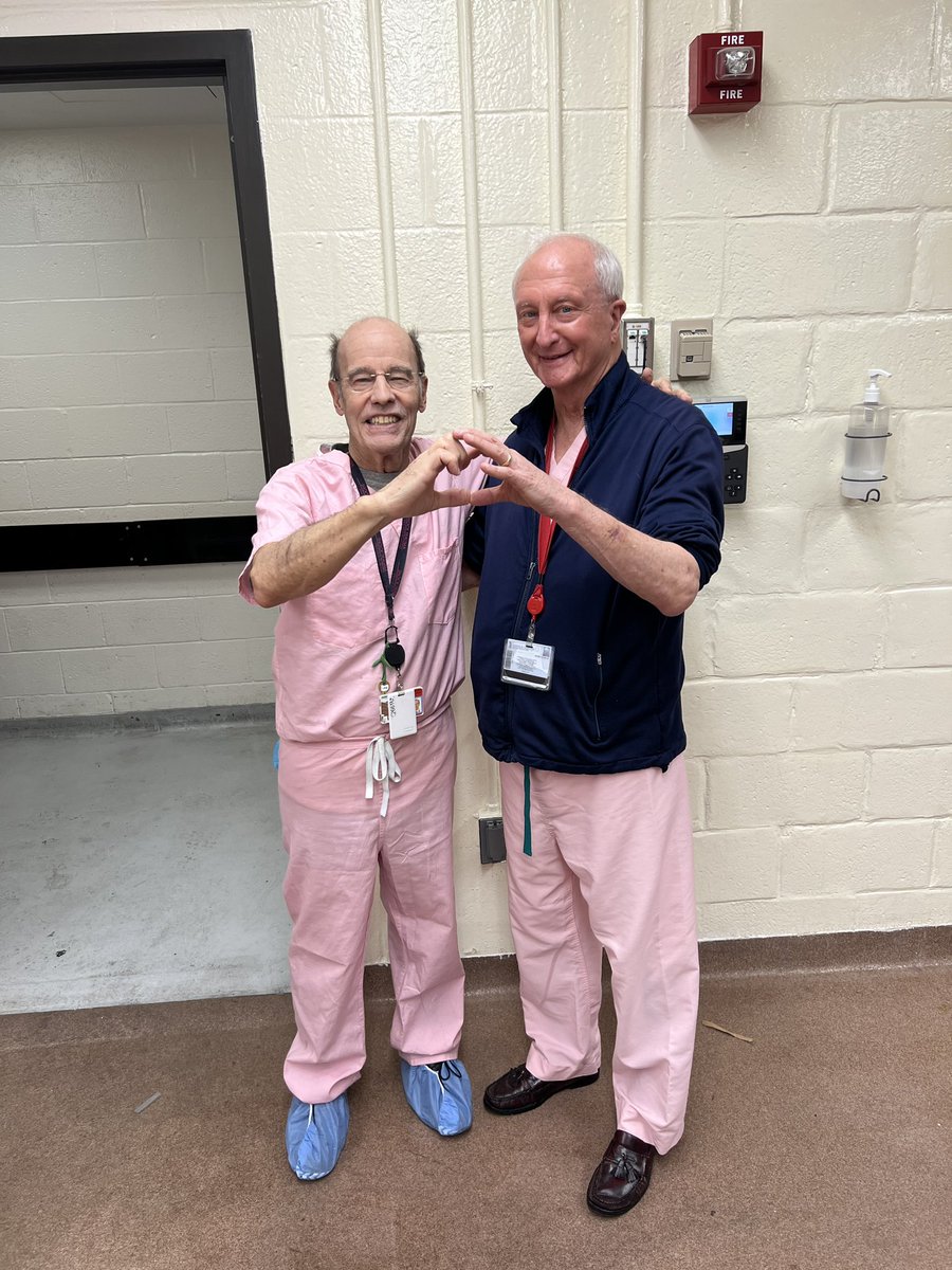 Shock Trauma Center Critical Care Fellowship (@shocktrauma_cc) on Twitter photo Learning subclavian and axillary artery exposure techniques & tricks of the trade from Master Surgeons & Educators Drs David Feliciano & David Gens. What more can one ask for !?!?! Grateful beyond measure 😬🤩🥳 #ProudinPink <a href="/MelikeHarfouche/">Melike Harfouche</a> <a href="/mbmd22/">Meaghan Broderick</a> <a href="/austinse_23/">Sam Austin</a> <a href="/shocktrauma/">Shock Trauma</a> Learning subclavian and axillary artery exposure techniques & tricks of the trade from Master Surgeons & Educators Drs David Feliciano & David Gens. What more can one ask for !?!?! Grateful beyond measure 😬🤩🥳 #ProudinPink <a href="/MelikeHarfouche/">Melike Harfouche</a> <a href="/mbmd22/">Meaghan Broderick</a> <a href="/austinse_23/">Sam Austin</a> <a href="/shocktrauma/">Shock Trauma</a>