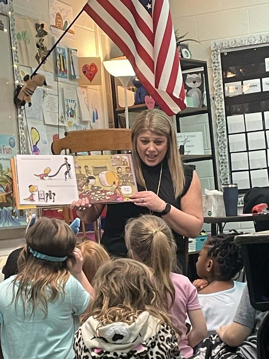 MrsHRBrown's tweet photo. Read All Day is my fav! We had a great day of guest readers and celebrating our favorite texts! @HumbleISD_TE @MrsKHathorn @Humble_ElemELA https://t.co/sYfqcUBApY