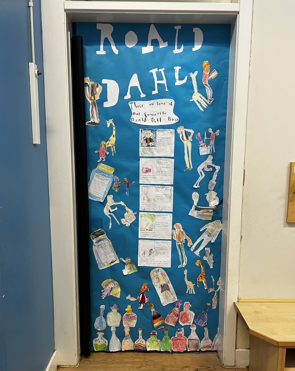P3A loved dressing up and celebrating <a href="/WorldBookDayUK/">World Book Day UK 📚</a> today <a href="/ReadSps/">SPSLovestoRead</a> Here’s a shot of our book door entry <a href="/SimpsonPrimary/">Simpson Primary</a> #RoaldDahl 📚😁