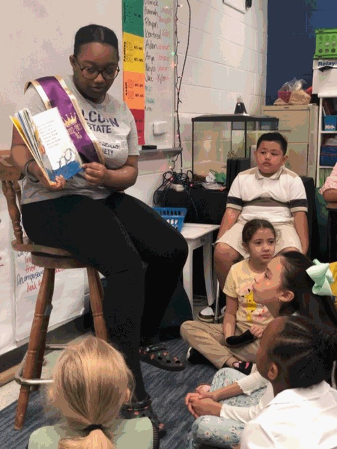 AlcornPLS's tweet image. Today our Mr. and Ms. Pre-Law Society read to the children of Highland Elementary School for Read Across America  #happybirthdaydrseuss