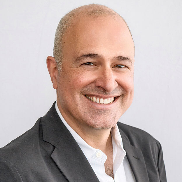 Join us from March 3rd to 5th for the opening weekend of Queens of the Qing Dynasty at <a href="/TIFF_NET/">TIFF</a>! Director Ashley McKenzie will be joined by our wonderful hosts <a href="/connorjessup/">Connor Jessup</a>, <a href="/sarahtai/">sarah-tai black</a> and @normwilner for post-screening Q&amp;As.

🎟: tiff.net/events/queens-…