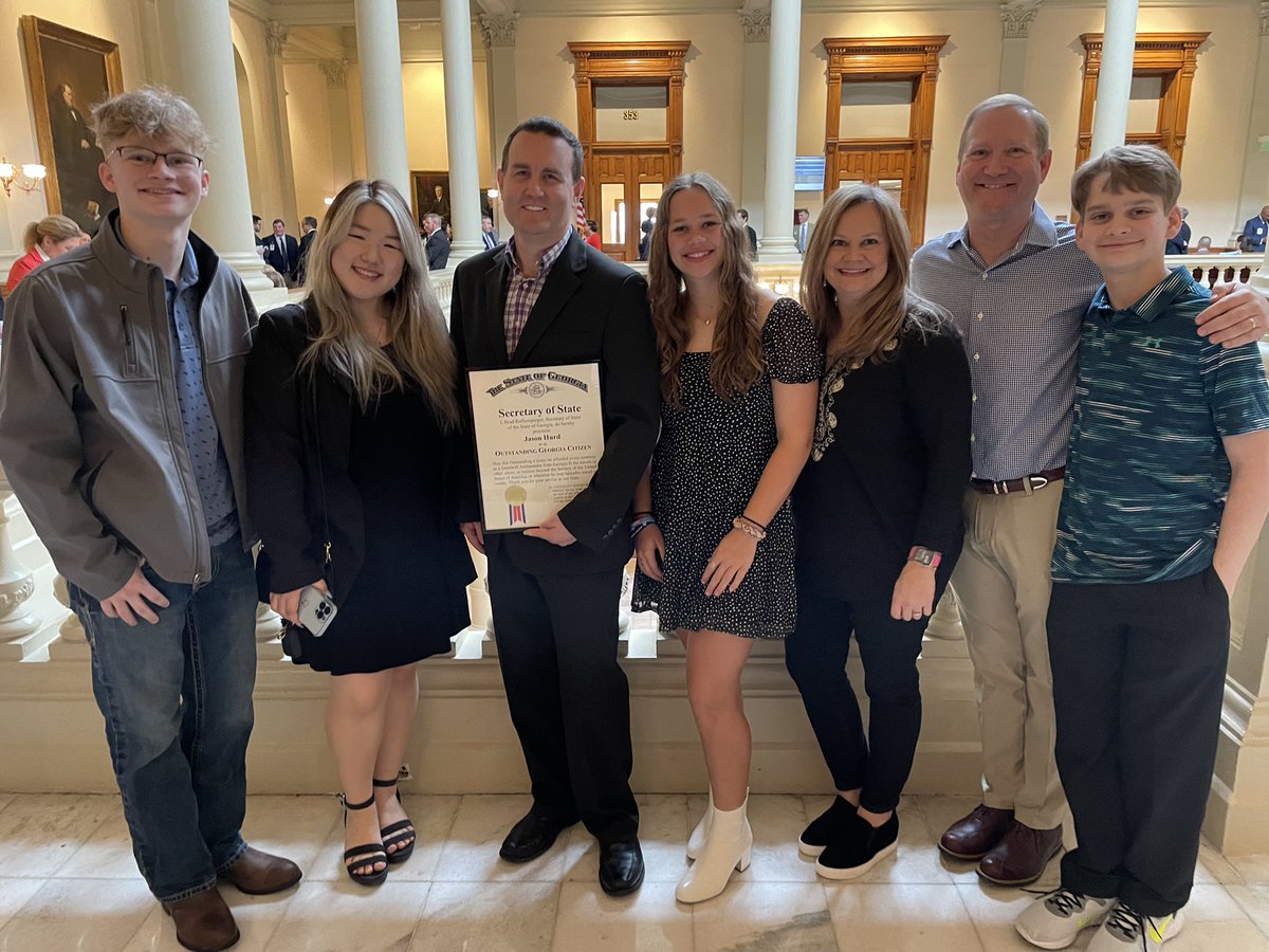 UHurdRight's tweet photo. Had an amazing time today with members of our @SKG_Jaguars family at the GA Capitol. What an honor to receive an unexpected recognition from @GaSecofState and meet our state representative Farooq Mughal. https://t.co/ga6Qn8vJZ6