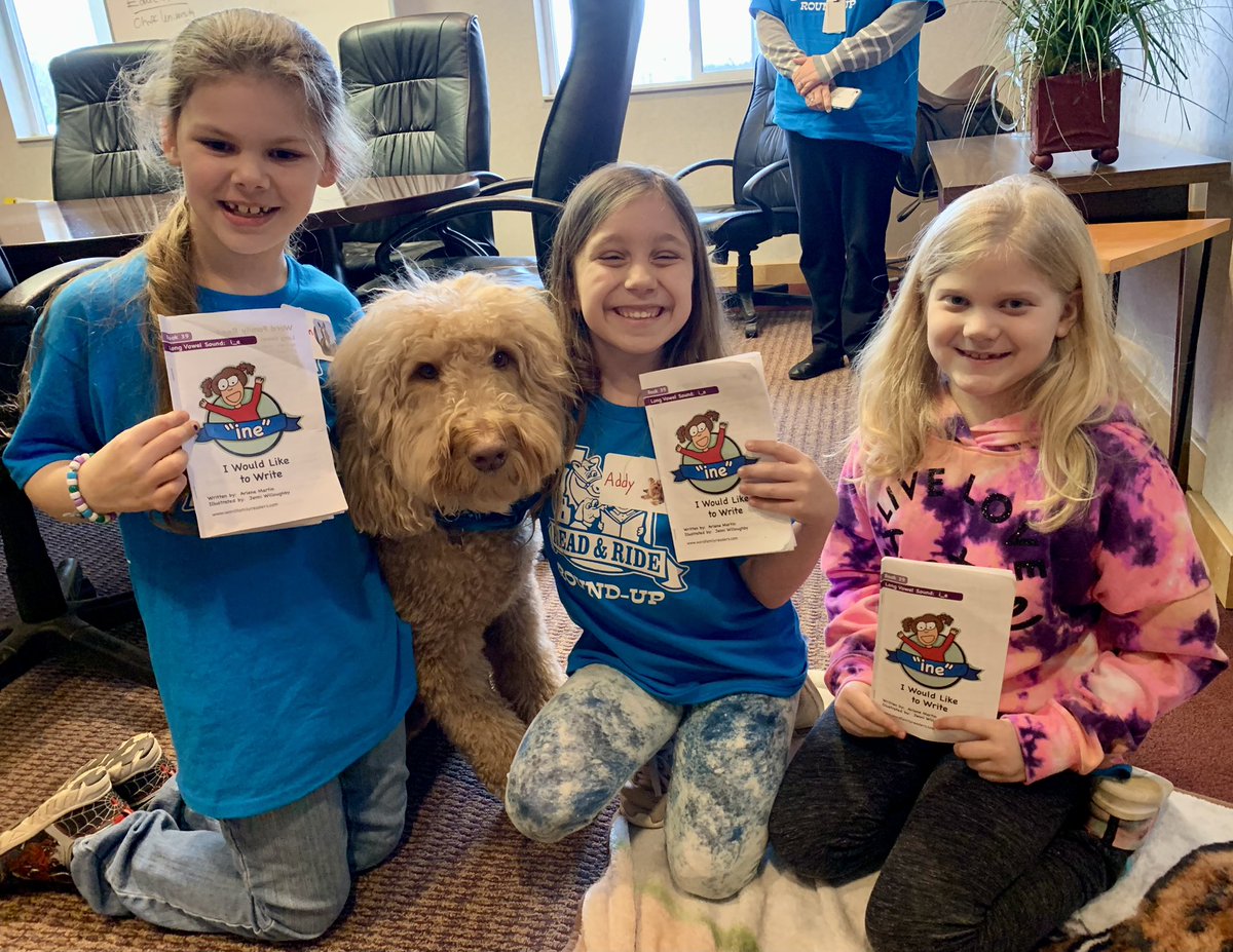 Molly Ray tweet media