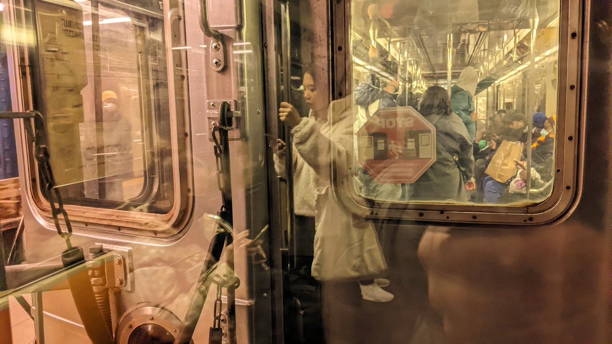 open.spotify.com/track/1M0hjDsV…