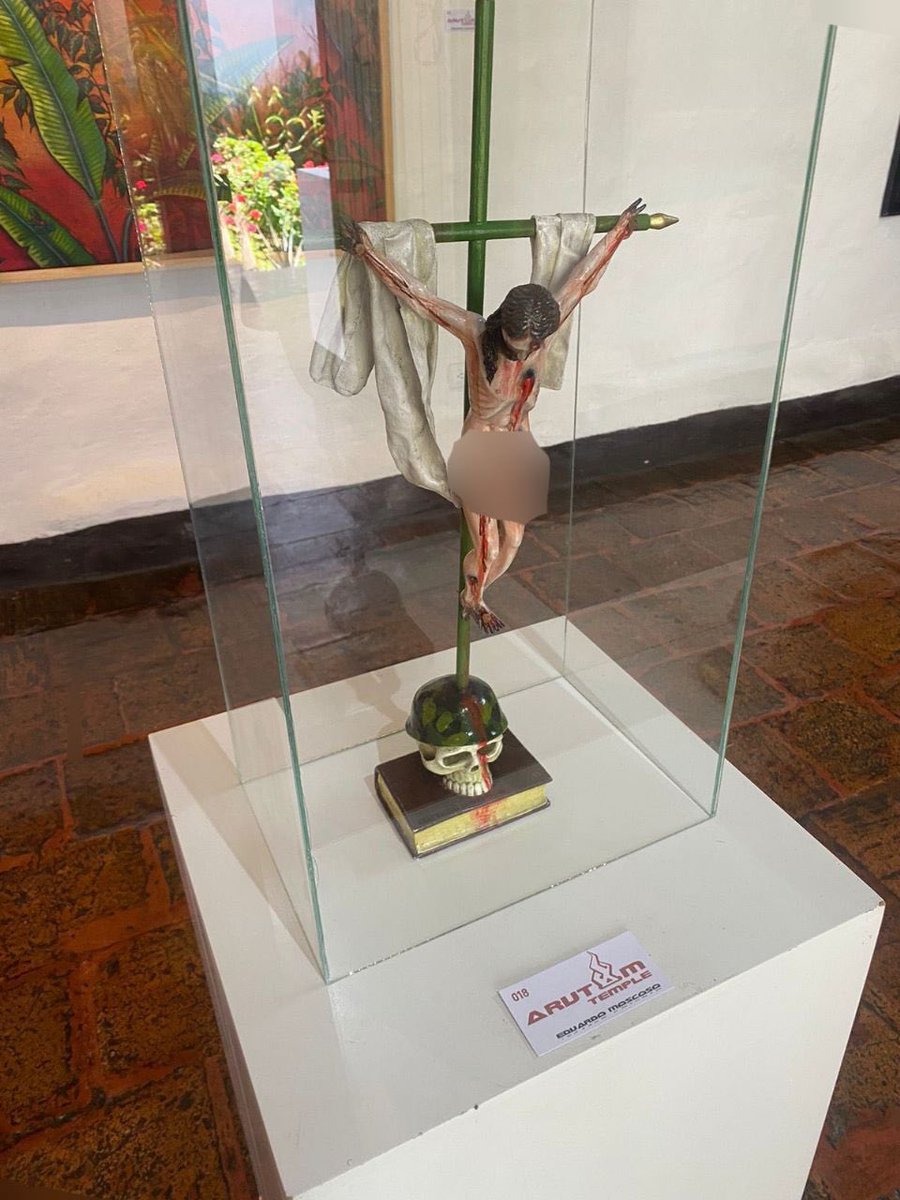EcuadorProvida's tweet photo. ‼️ Lo que se presenta en la Casa de la Cultura de Cuenca, NO son obras de Arte, ni mucho menos es una exposición cultural, es un grave ataque e insulto a la Fe cristiana, es una #ExposiciónBlasfema y sacrílega.

Exigimos respeto y el retiro de la exposición.

@AzuayCce @MAzogues https://t.co/wQS4oOSwMs