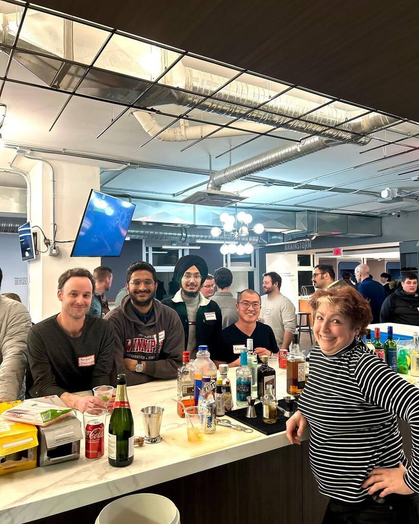 Launch Coworking tweet media