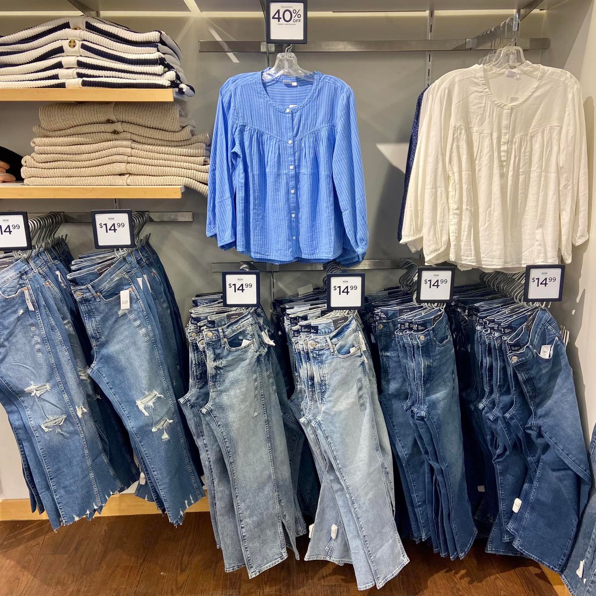 TangerTilton's tweet photo. 🛍️ Your weekend inspo: https://t.co/NzeNG8UjyB
✨ Spend $100 at ANY store in March & receive $15 to spend at Banana Republic Factory
✨ Save on clearance styles starting at just $10.49 at GAP Outlet
#tangeroutlets #shopping #gapoutlet #bananarepublic #lakesregionnh #visitnh https://t.co/7DdA7mZKhM