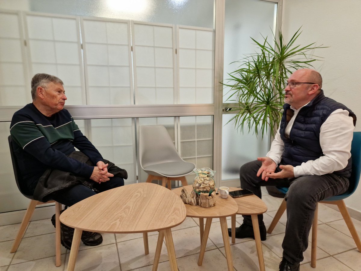 Boccaletti83's tweet photo. 💧Je recevais cet après-midi M. Robert Durand, président du #CIRKA (Centre Interdisciplinaire de Recherches Karstiques Appliquées), basé à La Seyne-sur-Mer pour un échange constructif autour de la problématique de la #secheresse et des solutions envisagées.🚰
#Var #eau #LaSeyne https://t.co/t971opmqNL