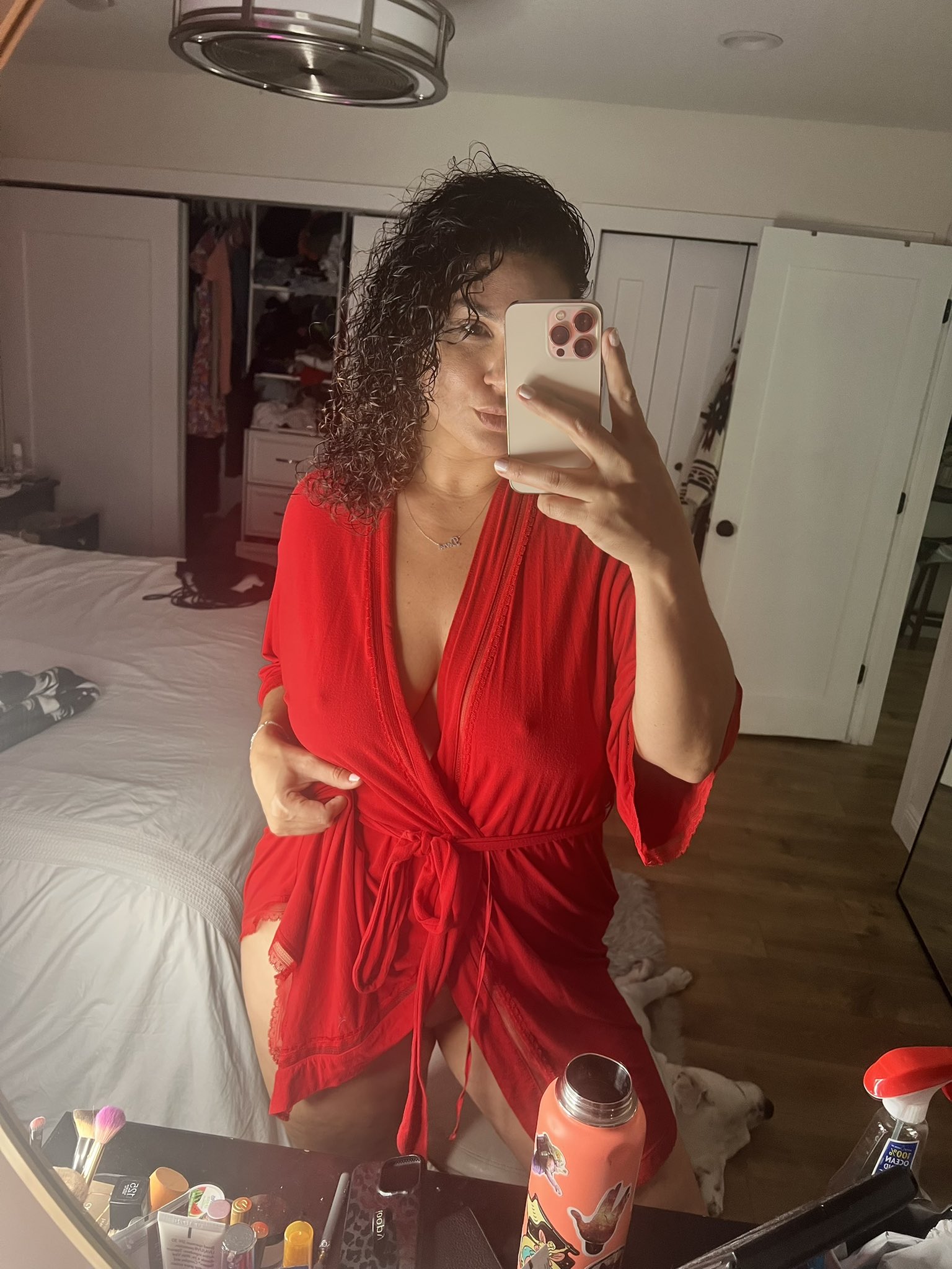 RT if I can DM you nudes?! https://t.co/OsebEcA0kS