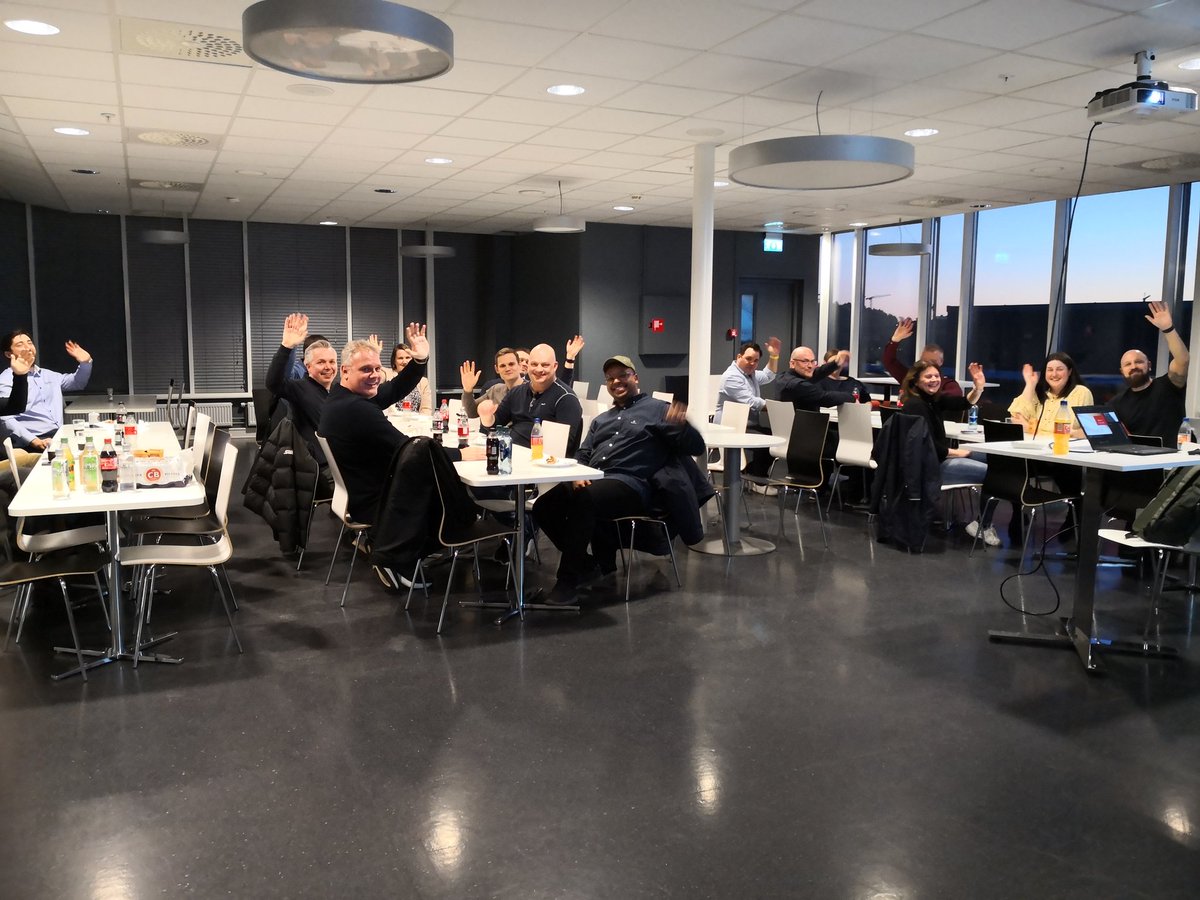 Happy crowd at #o365uga today