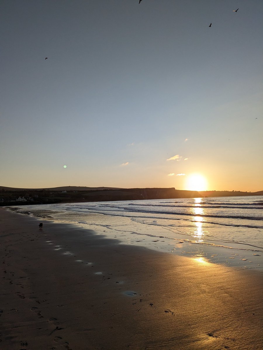 What a great way to finish a Thursday! So lucky to have this on our doorstep 🌊☀️