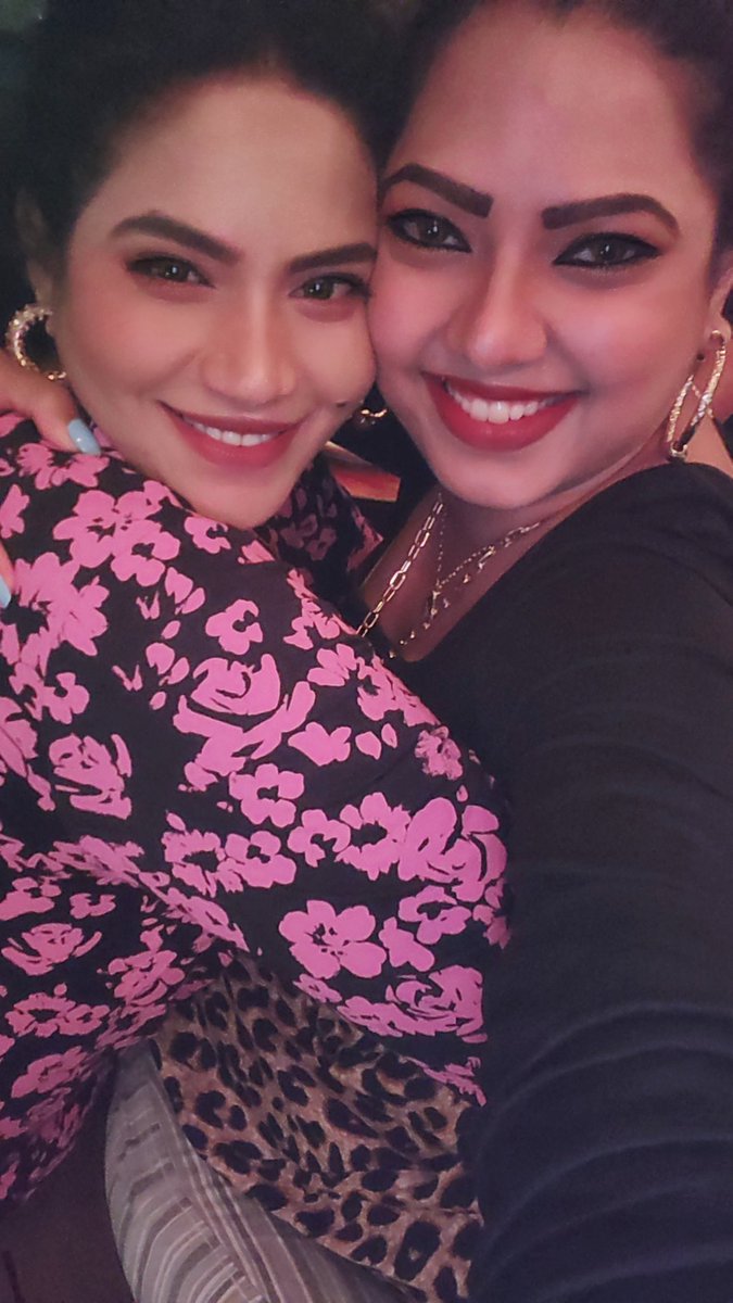 Neelima18081040's tweet photo. BEST FRIENDS FOREVER https://t.co/5EXO1MYS1j