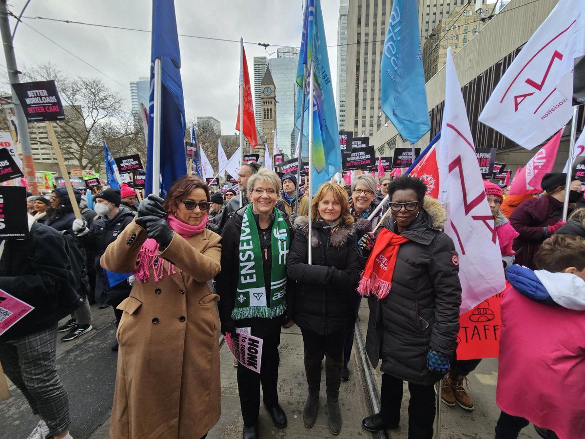 osstf's tweet photo. Proud to be at the @ontarionurses rally, with Education Workers &amp; Teachers marching to #SupportNurses🙌🏾

@fordnation, give them fair bargaining + better staffing &amp; wages that they deserve!

When nurses win, we all win ✊🏾
#BetterStaffingBetterCare #OnPoli #OSSTF #OntEd https://t.co/Vm28IDOhAv