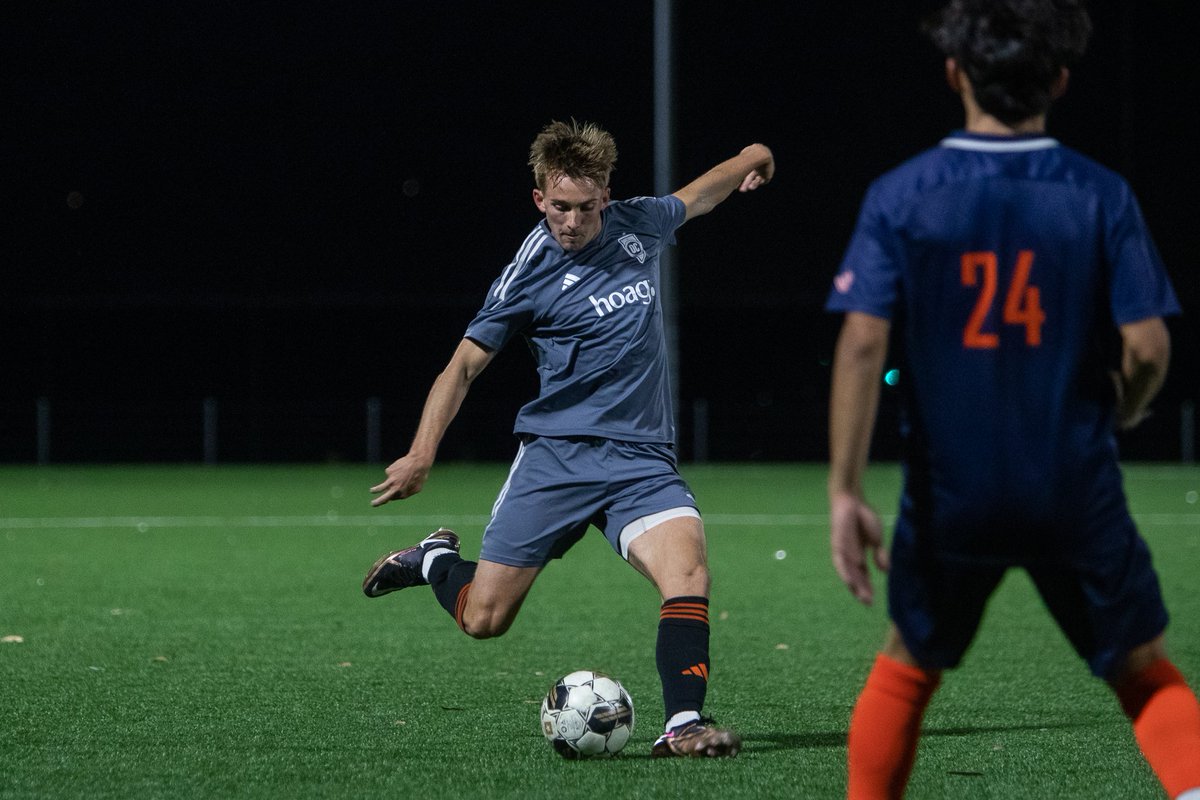 orangecountysc's tweet image. Former Titan vs. Titans 🍊

Core memory for @owen_lambe playing his alma mater last night!