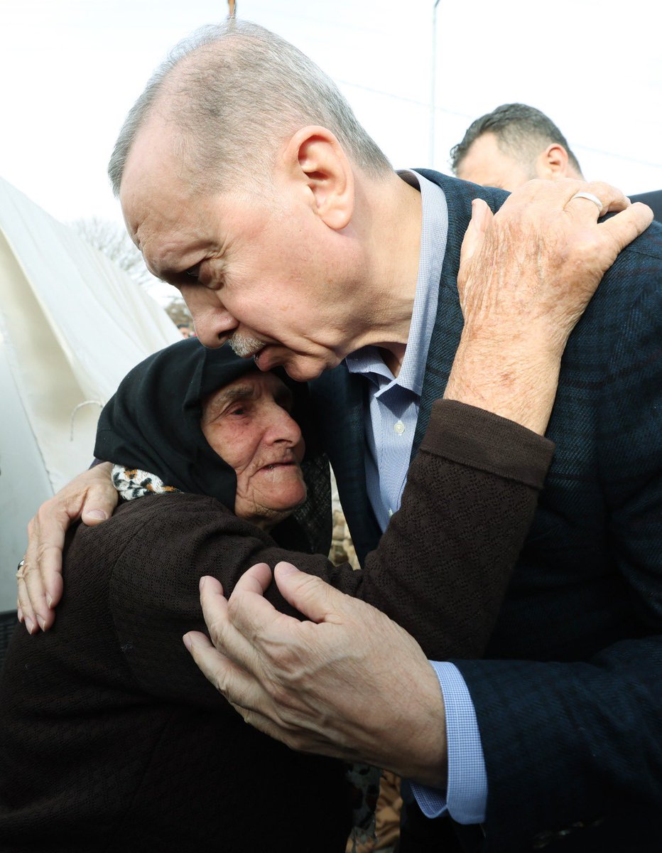 13. Cumhurbaşkanımız, sayın Recep Tayyip Erdoğan.
Milletin Adamı.
#RecepTayyipErdogan 
#14MayıstaGereğiniYapacağız