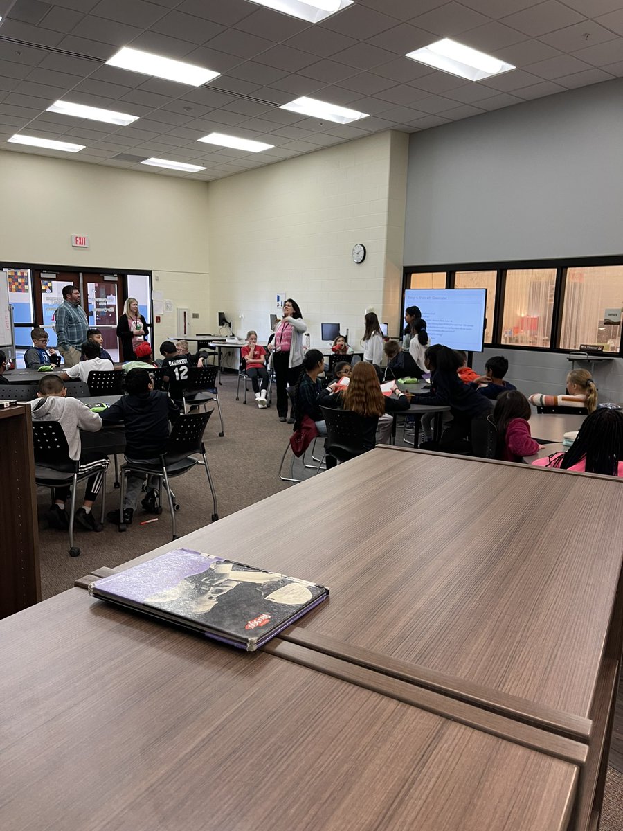 Lori Vanover tweet media