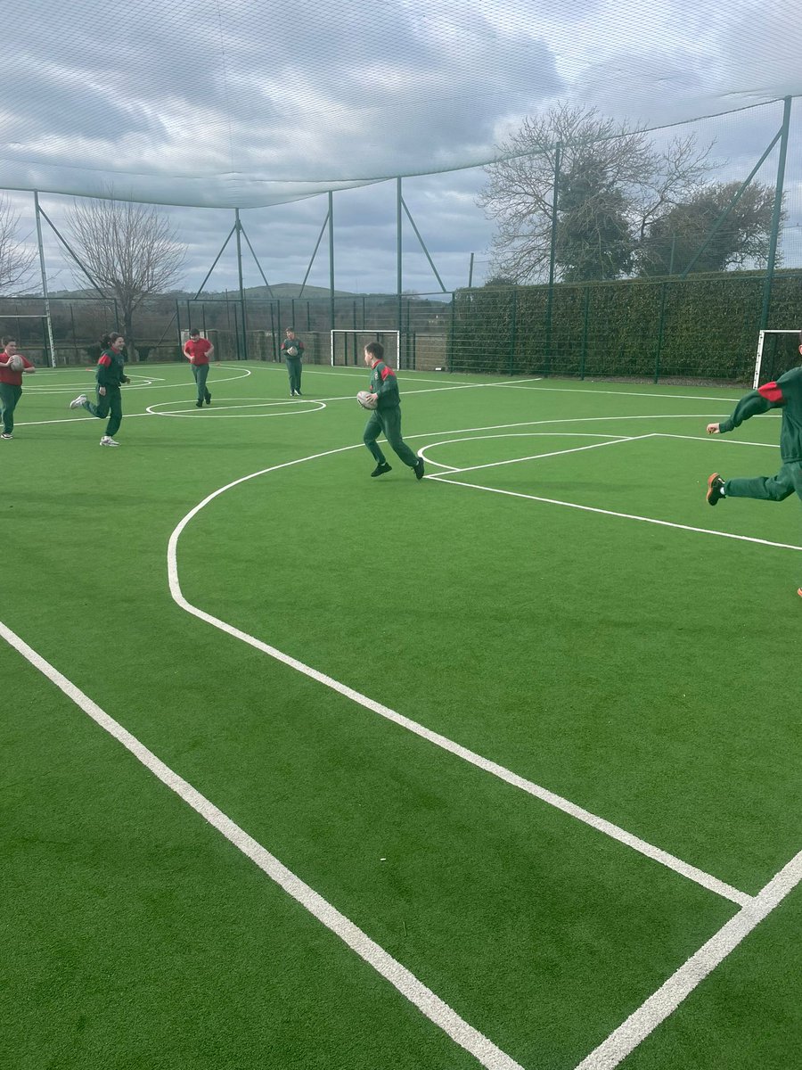 CilldararfcC's tweet photo. Another great day of rugby at Scoil bhride milltown today with 5th &amp; 6th class
@CillDaraRFC
@LeinsterBranch @JoeyCSnr #neverstopcompeting
#FromTheGroundUp 🏉🏉🏉 https://t.co/WIFmitZf0l
