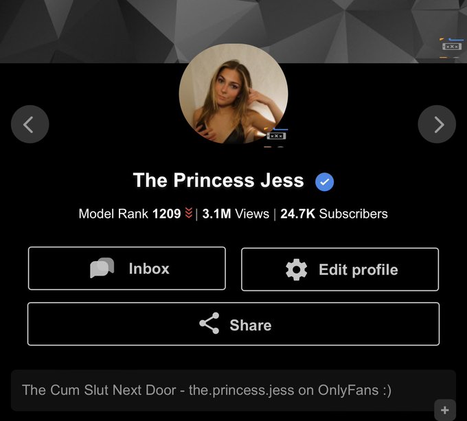 So close to 25K subscribers on the Hub, give me a follow so I can take nudes in the merch they award