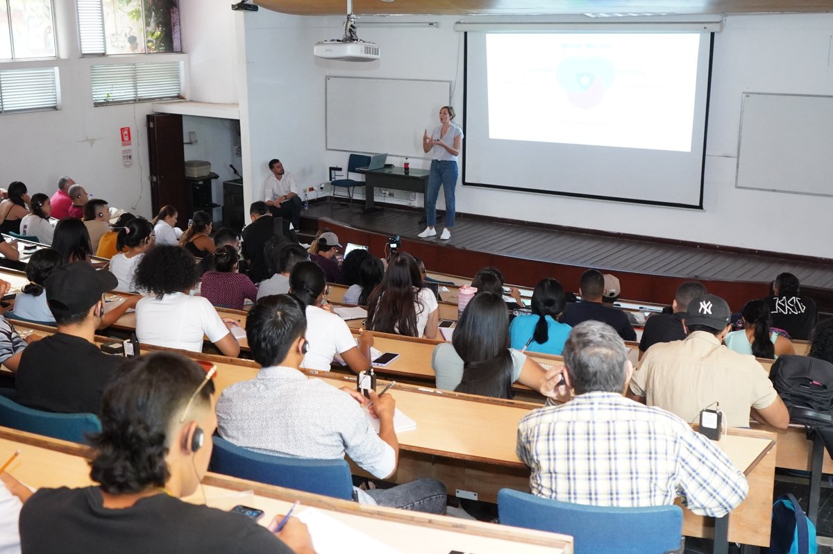 🔝Estudiantes de la sede #PalmiraUNAL podrán postularse a un nuevo reto convocado por @thoughtforfood_ para innovadores interesados en reinventar el sistema de alimentación y agricultura a partir de ideas viables o emprendimientos 👉 bit.ly/41Dp2sR 🤓