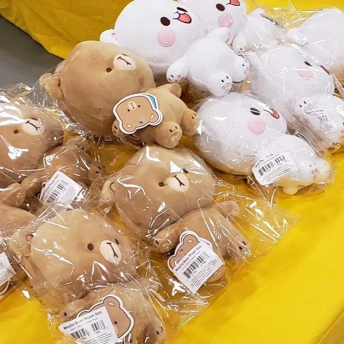Hello Seattle! We're here in #ECCC booth 10035 in Exhibit Hall 1 We bring Milk Mocha plushies &amp; other merchs! We also have NEW USA Special stickers that will be available in USA cons only~! Pls come &amp; say hi! ---⠀#milkmochabear 