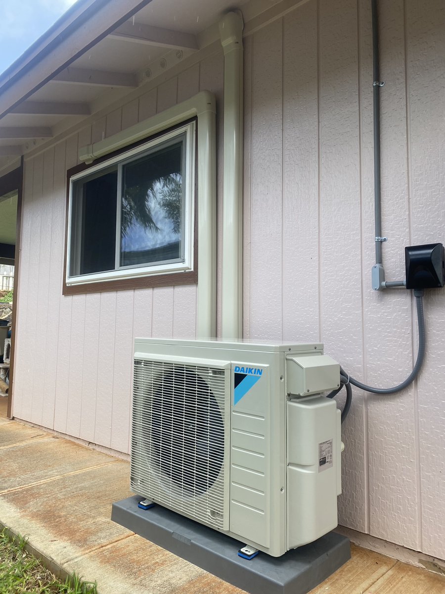 islandcomfortoh's tweet photo. An all-new Daikin system installed to perfection for another amazing home! Your comfort is important to us, and it starts with a great installation!
#amazingservice #truecomfort #5starservice #amazingwork #hawaiihvac #ohana #hvacinstall #hvacrepair #oahu #oahuhvac https://t.co/1oasuFqZsz