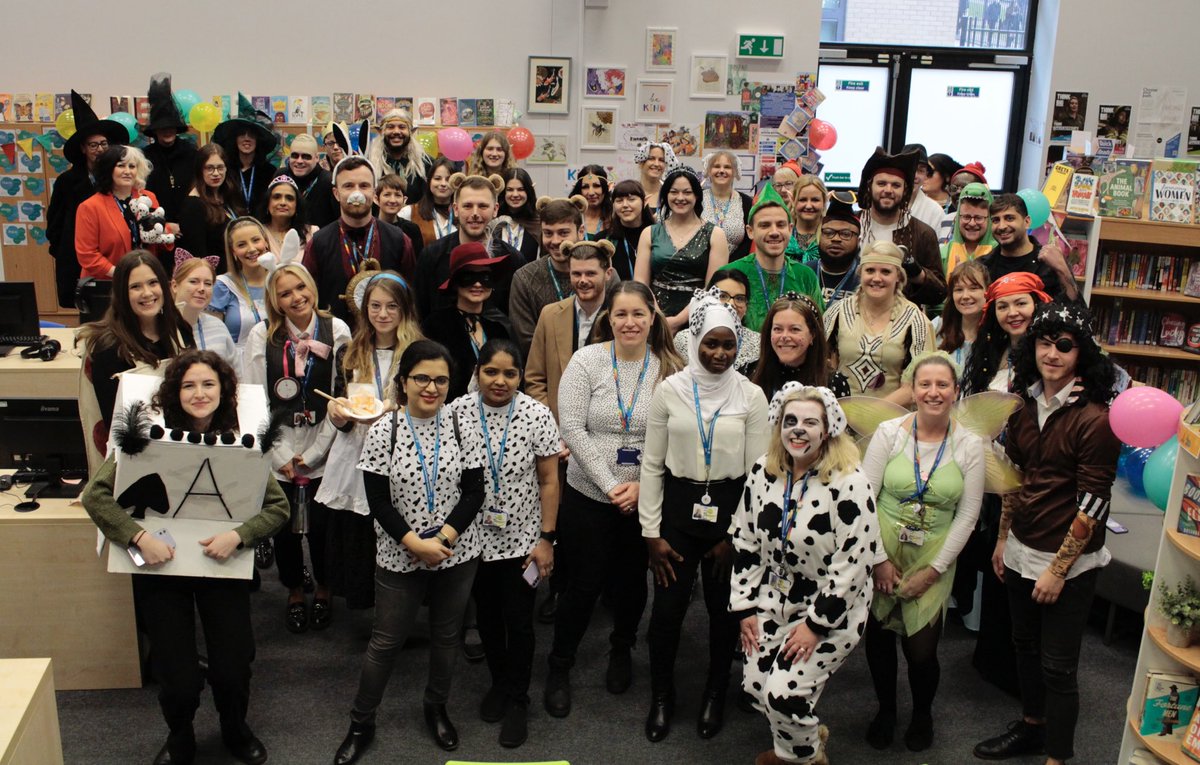 MEAcad's tweet photo. A huge thank you to a wonderful team. Students were thrilled with books, costumes &amp; reading rich lessons.🌟
#Appreciation #TeamMEA #WorldBookDay https://t.co/5SEIyS73LI