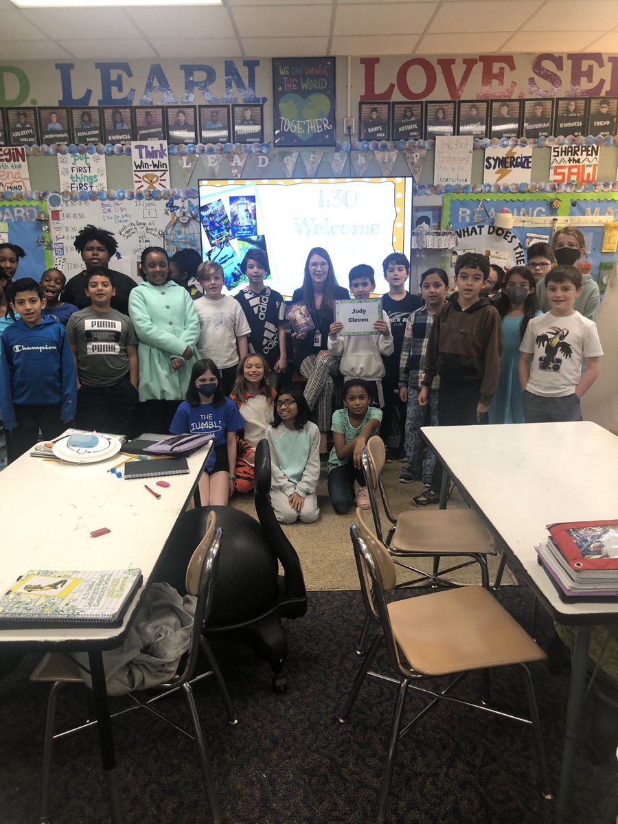 ⁦<a href="/CombsCatchUp/">Combs Catch Up</a>⁩ ⁦<a href="/JodyCleven/">Jody Cleven</a>⁩ ⁦⁦@LeadwithReading⁩ -Read Cross America comes to 4th grade with a riveting reading from her book, “The Annex,”- we want to know what happens next!
