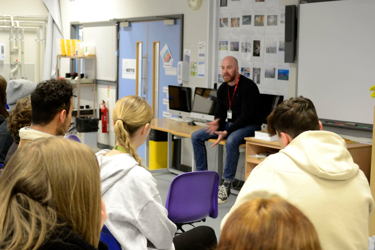 Chelmsford College tweet media