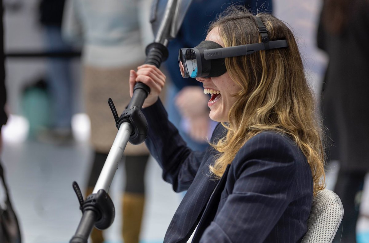 htcvive's tweet photo. #MWC23 day 4 πΈ.
Learn more about how we are pushing the boundaries of #XR in business: https://t.co/jsV2aTeGEa
#VIVEXRElite #VIVERSE #HTCVIVE #VIVEMARS #VIVEORIGINALS #REIGNCORE #BEATDAY https://t.co/ug2JaIxAy3