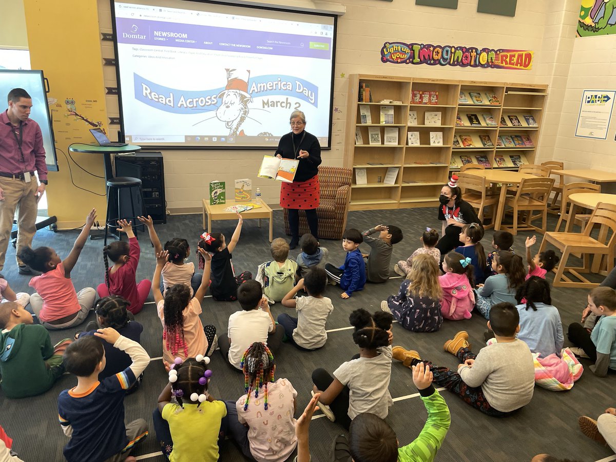 Cleveland Metropolitan School District (@clemetroschools) on Twitter photo Here are just a few pictures of #ReadAcrossAmericaDay at CMSD.
<a href="/EricGordon_CEO/">Eric S. Gordon</a> along with other staff members including Chief of Staff Karen Thompson read to students. We also had special guests including <a href="/wkyc/">WKYC 3News</a> anchor <a href="/DaniWiggins6/">Danielle Wiggins</a> visit our schools.
It was a great day! Here are just a few pictures of #ReadAcrossAmericaDay at CMSD.
<a href="/EricGordon_CEO/">Eric S. Gordon</a> along with other staff members including Chief of Staff Karen Thompson read to students. We also had special guests including <a href="/wkyc/">WKYC 3News</a> anchor <a href="/DaniWiggins6/">Danielle Wiggins</a> visit our schools.
It was a great day!