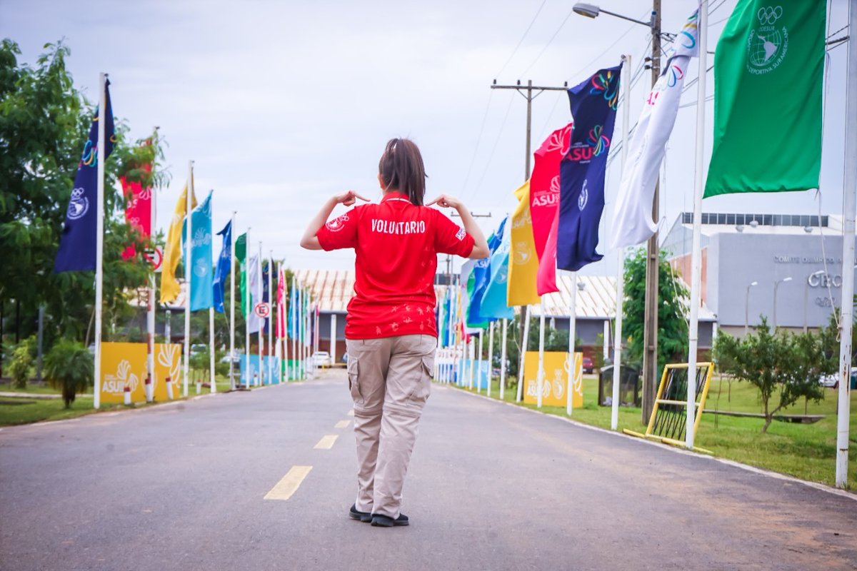 #Tbt Voluntarios ✋🏽✋🏾✋🏿

Porque sin ellos el gran evento no hubiera sido posible, recordamos a los más de 4500 voluntarios que fueron la fuerza y el corazón❤️ de los Juegos #ASU2022, que significaron un antes y un después para la historia deportiva del país 🇵🇾

#ElSueñoCumplido🙌🏼