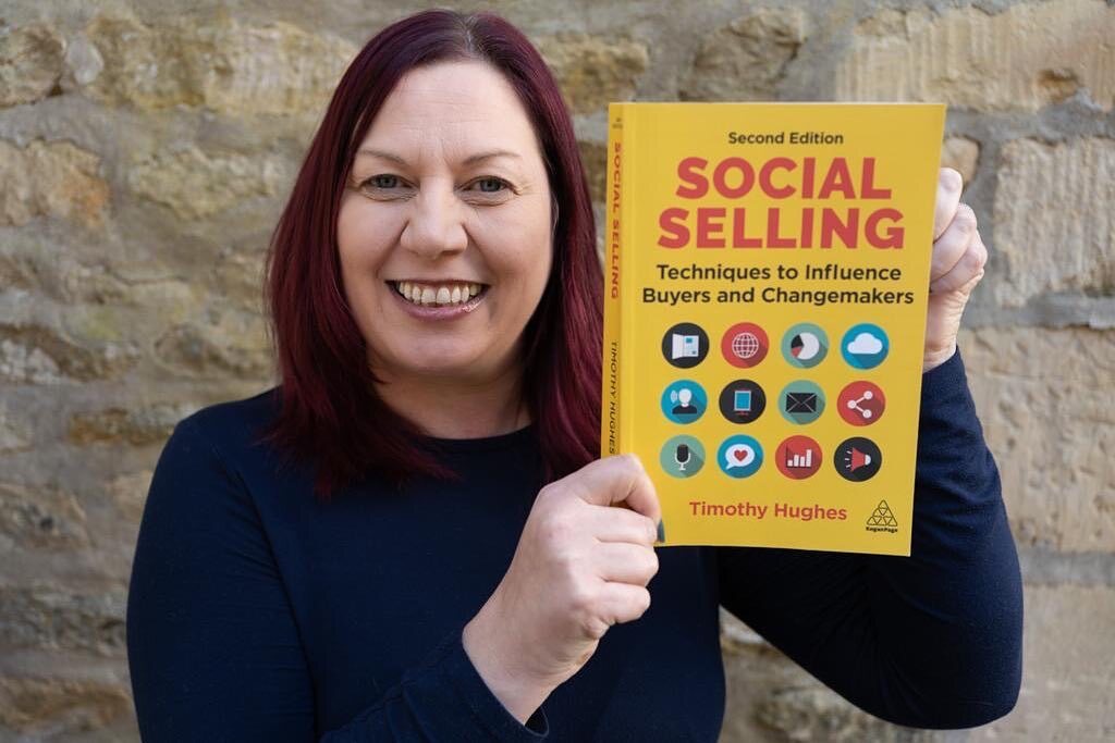 Timothy_Hughes's tweet photo. Great to see a copy of “social selling - techniques to influence buyers and changemakers - 2nd edition” available on Amazon worldwide @koganpage #socialselling #digitalselling #sales #salestips #prospecting #salesleader #salesforce #coldcalling #salesfun… https://t.co/x1ORjijBgy https://t.co/NOe9IRHNl9