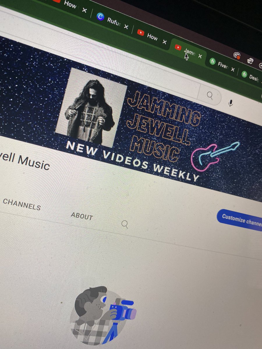 Coming soon 🛸 #jammingjewellmusic #youtubechannel #musicchannel #musiclearning #guitarvideos #bassguitarvideos #drumvideos #musicvideos #creativezone