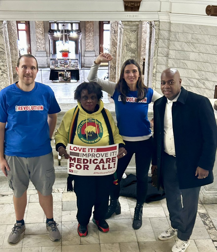ORNJ_Official's tweet photo. 🥁We’re proud &amp; excited to share that yesterday, the Newark City Council unanimously passed our Resolution in support of #MedicareForAll! Thank you Mayor @rasjbaraka for championing equity and justice in healthcare! #MFA is smart policy rooted in universal human rights &amp; dignity! https://t.co/CpGE4bG4Ld