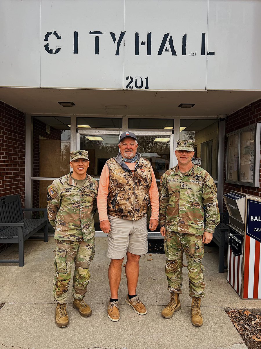 #HamiltonsOwn is proud to be partnered with Milford, Kansas and <a href="/MilfordLakers/">Milford Elementary</a>! We're ecstatic to be able to reinstate this relationship and are excited to be apart of future events with the community! #Redleg #KingOfBattle #FieldArtillery