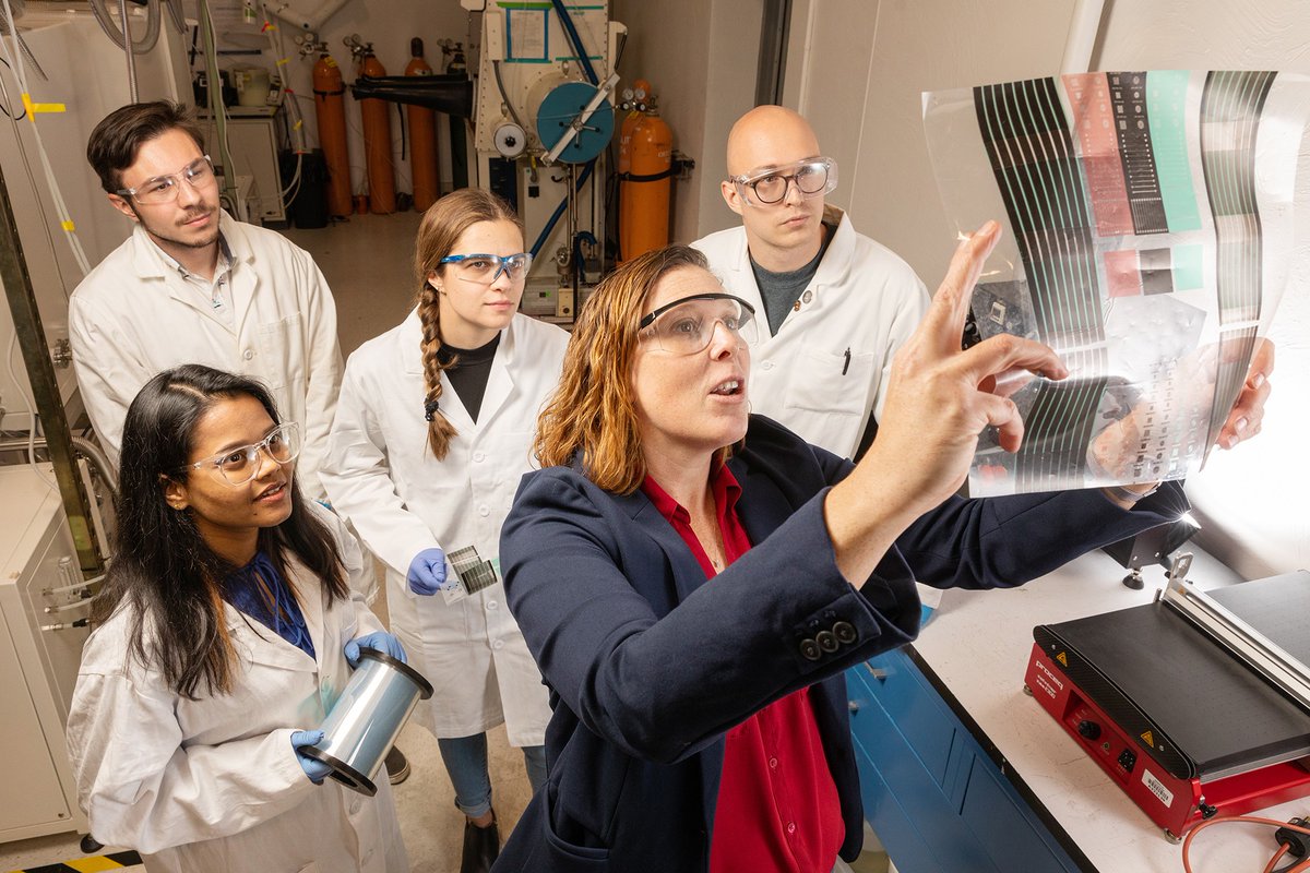 Erin Ratcliff, a <a href="/uarizona/">University of Arizona</a> associate professor of chemical and environmental engineering and chemistry and biochemistry, is working to advance energy conversion and storage technologies using soft organic polymer electronic materials. bit.ly/3j7NOzV