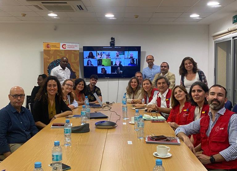 PiliCancela's tweet photo. Enriquecedor encuentro con más de 28 #ONGDs🇪🇸 que trabajan en #Mozambique para la mejora de la seguridad alimentaria 👩🏽‍🌾#ODS2, Salud🏥#ODS3,🌱cambio climático #ODS13

Hemos hablado sobre las mejoras que introduce la Ley 1/23

Contáis el apoyo de @cooperacionesp #SomosCooperacion🇪🇸 https://t.co/nqb8bNXcpv