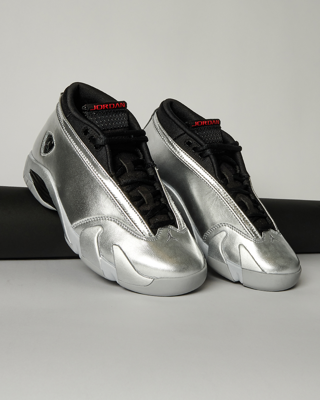 Foot Locker on Twitter "A new way to shine 🥈 The women's Jordan Retro