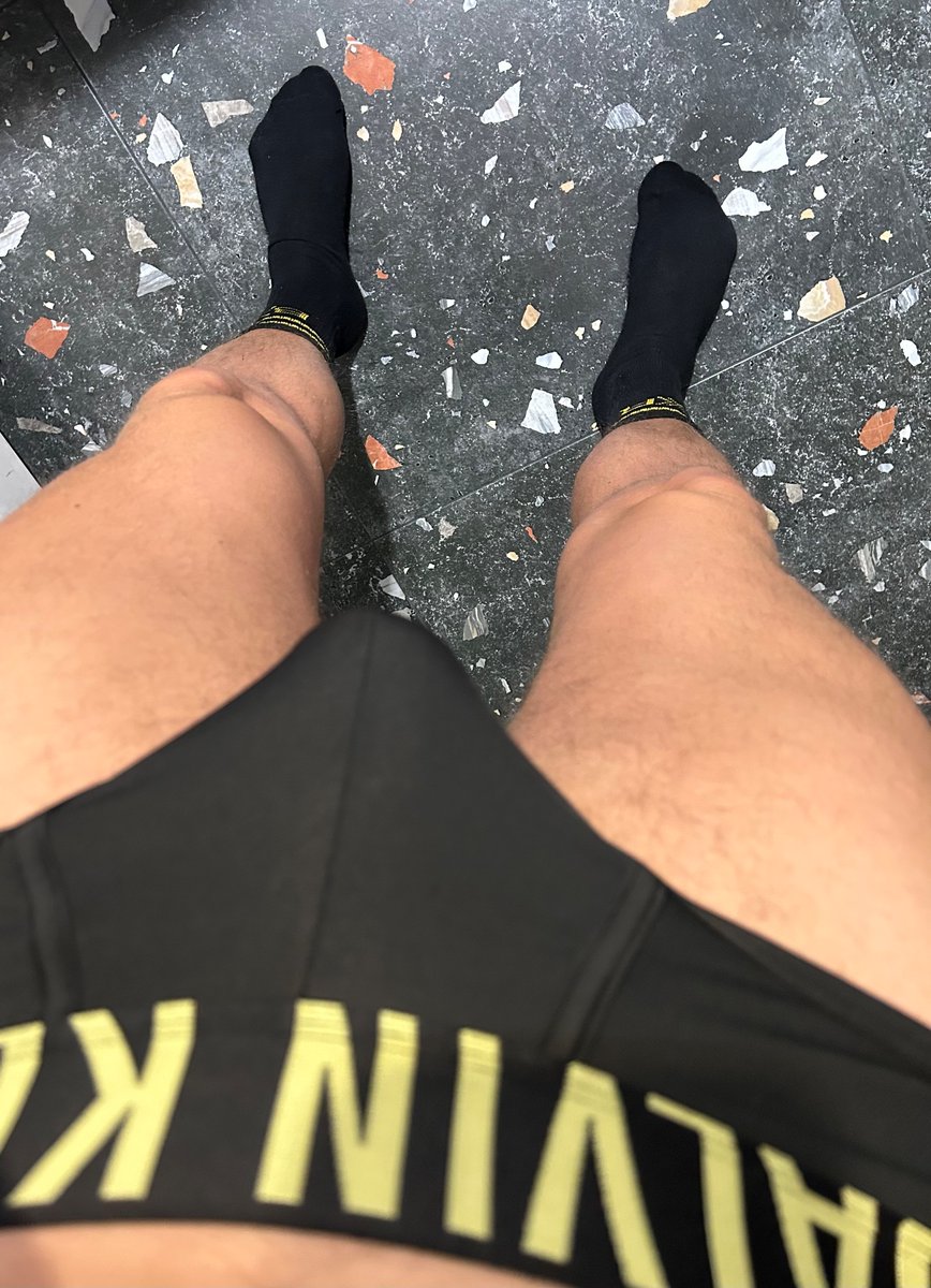 Mastersneaktn's tweet photo. Black or White? https://t.co/NAsTYiS5uw