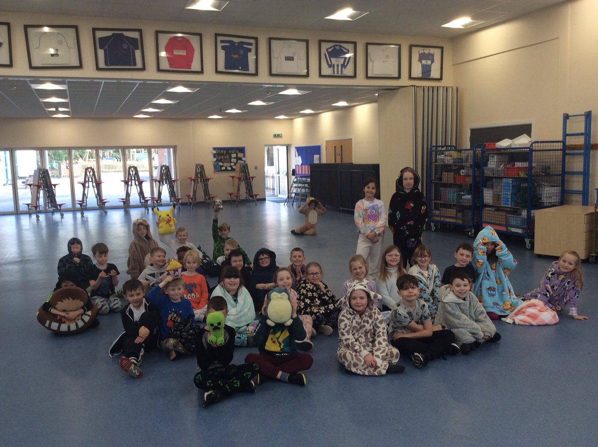 We loved celebrating our love of books on World Book Day today. #goteamquinta