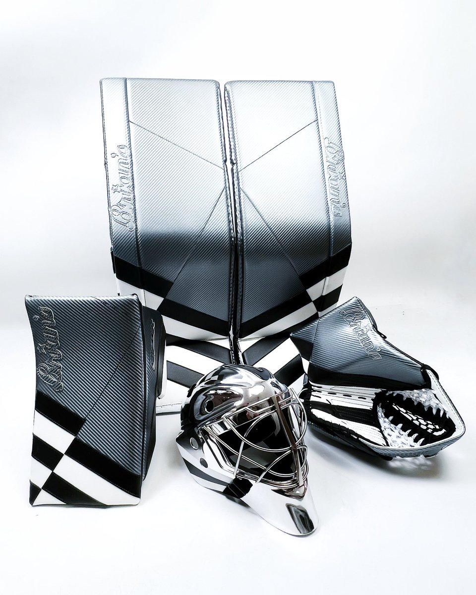 HELLO IT IS NEW OUTFIT DAY <a href="/goaliesonly/">Brians Custom Sports</a> <a href="/SPORTMASK/">SPORTMASK</a> <a href="/JustHockeySFS/">Just Hockey SFS</a> <a href="/GoalieGearNerd/">Goalie Gear Nerd</a> <a href="/TheGoalNet45/">TheGoalNet</a>