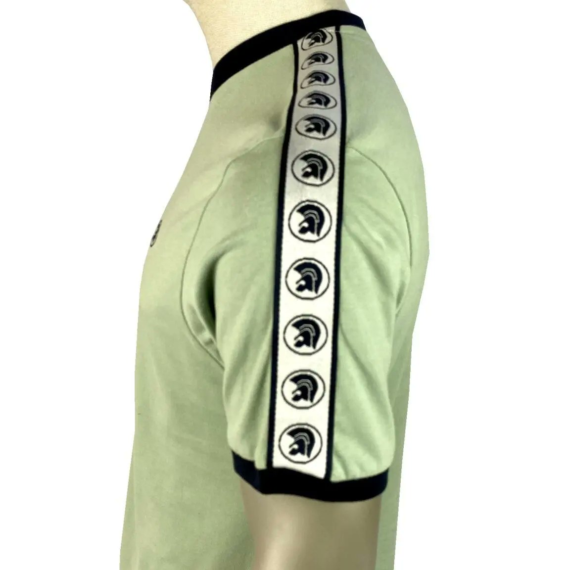 Lots of stock coming in so making room for it.
Nice Trojan T-shirts, now £15! 

whatiship.co.uk/product/trojan…

whatiship.co.uk/product/trojan…

#trojanrecords #skinheads #ska #scooterrally #sale #clearpayit