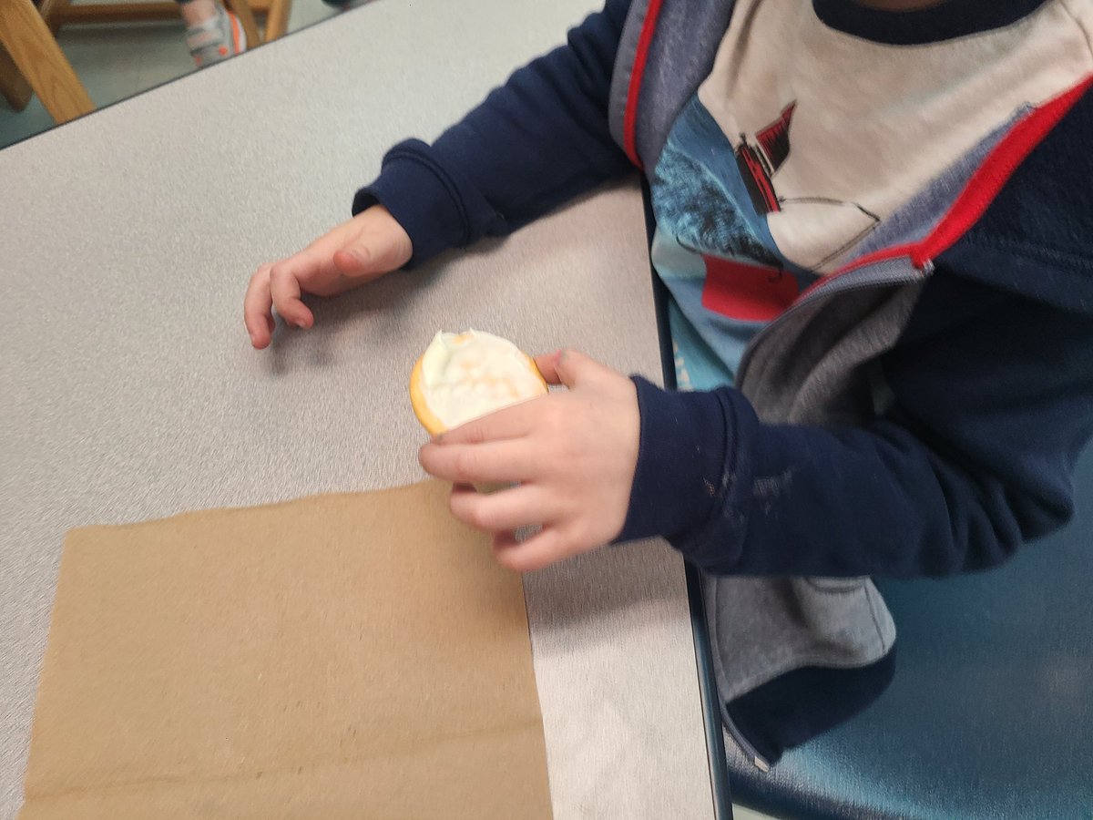 Edgemere Library tweet media