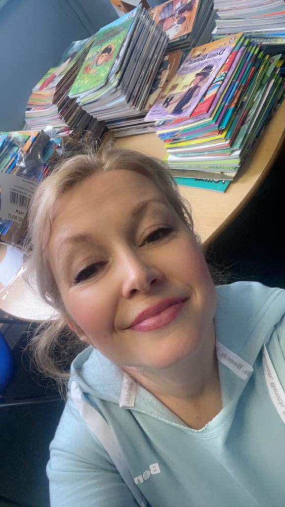 StTomMore's tweet photo. A huge thank you to our PTA for two generous offerings!
Mrs Madia was also delighted to be surrounded by new reading scheme books. It was so exciting to get them into classrooms! #InspireReading
Also, Y6 are already in love with their new hoodies!
#ExcellenceandFun #TeamSTM https://t.co/YvIACbnSDr