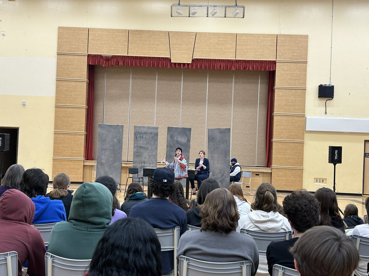 Amazing performance by the Neptune touring co today for the <a href="/MRHSMustangs/">MRHS</a> <a href="/HRCEFineArts/">HRCEFineArts</a> #ThanksToYouHalifax