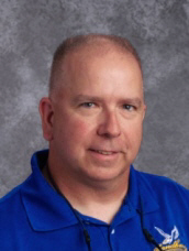 This is beloved science teacher Mr. Corcoran's last year before retirement, so we decided to interview him for our Feature Teacher segment. Check it out here: sandburgaquila.org/857/features/f…