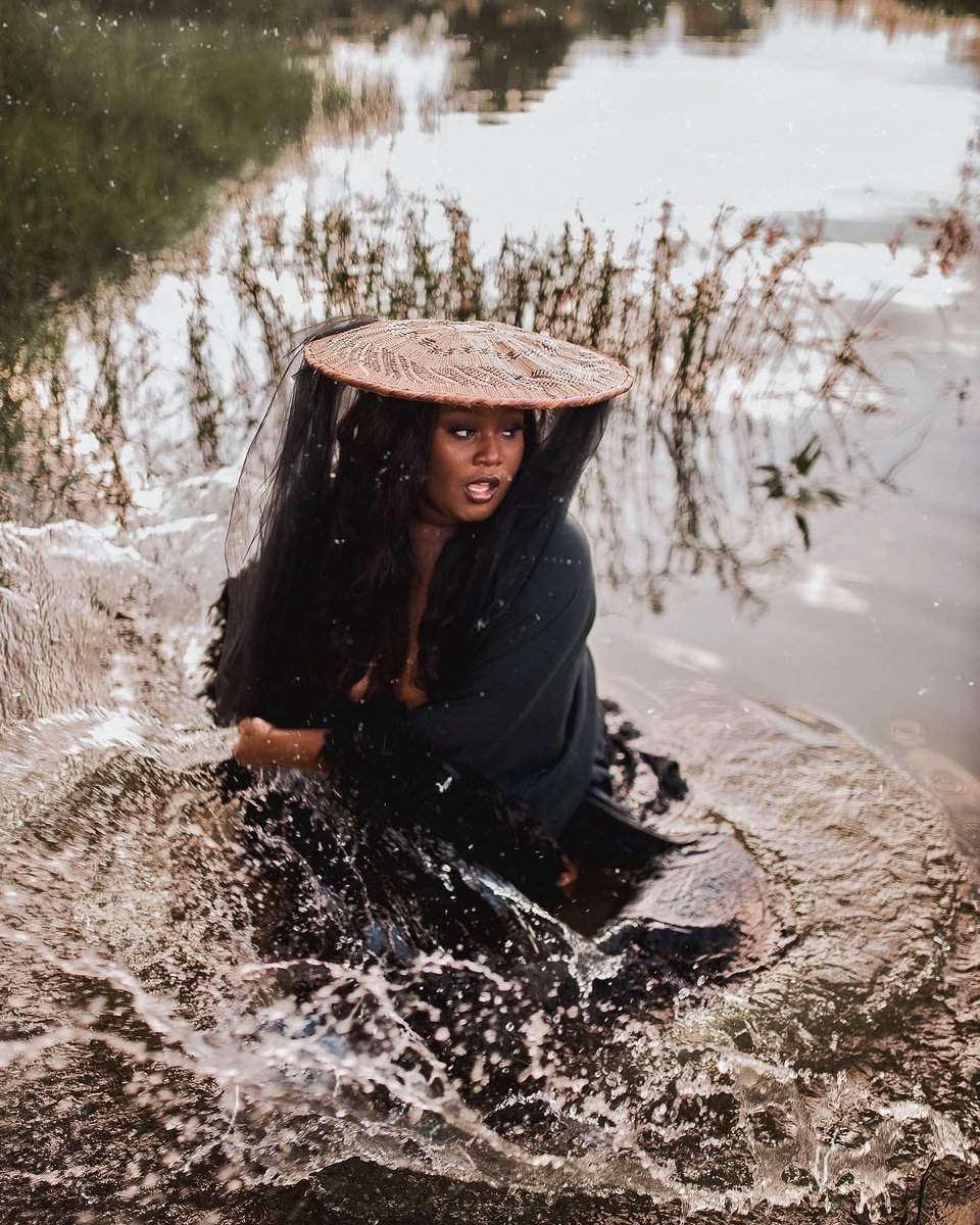 FuzzPapi's tweet photo. Rainmaker vibes 
captured by @travolta2394 ✨
Wearing @FuzzPapi https://t.co/TGHo9XCBv8